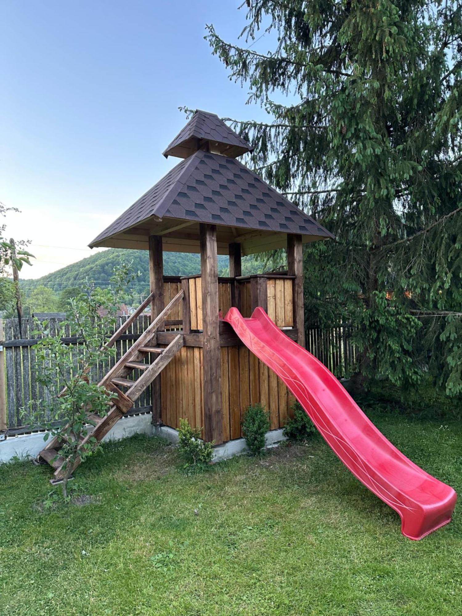 Знакова Хата Apartment Гребенов Екстериор снимка